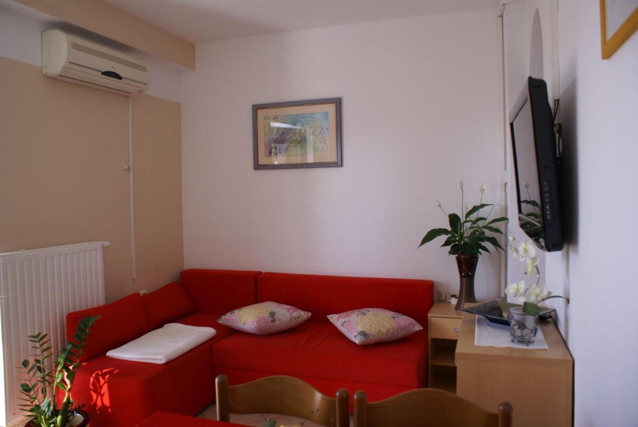 Apartment Nevenka Krk Town Exterior foto